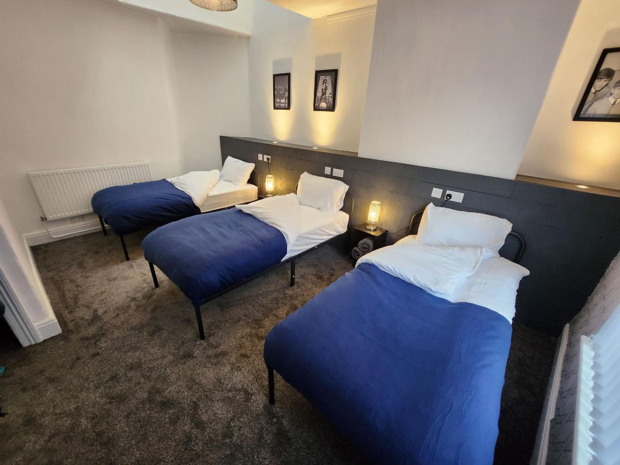 Goodison Accommodation Liverpool Exterior photo